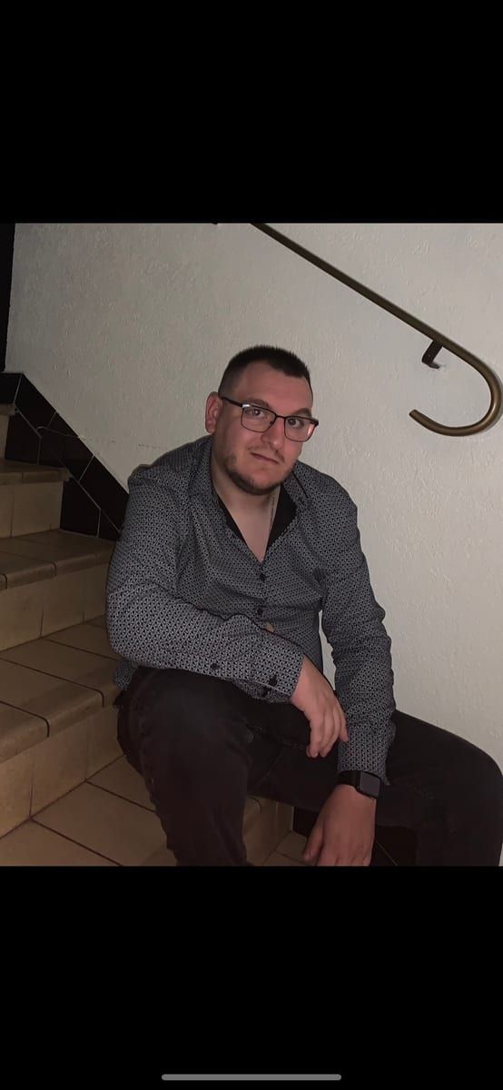 Profil de Apollin